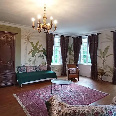 Chateau De Heuqueville
