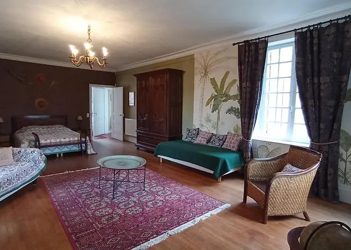 Chateau De Heuqueville